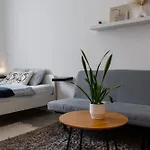Cozy Warm Studio In Prague City Center